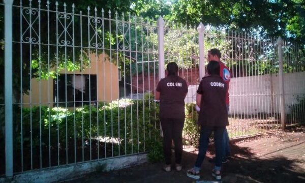 Funcionarios de CODENI visitan a padres que niegan vacunación a niños