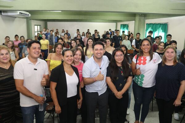 UNA de Villa Hayes será sede para postulantes de las becas de ITAIPU del Chaco
