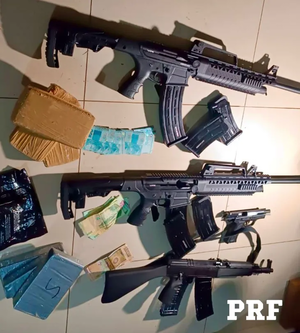 Paraguayos son detenidos con rifles y cocaína en Brasil