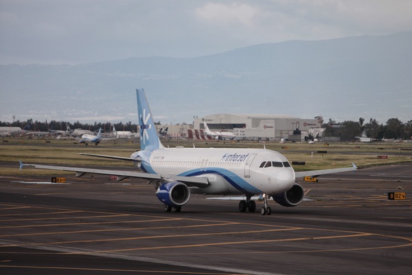 Juez procesa al presidente de la aerolínea mexicana Interjet por fraude - MarketData
