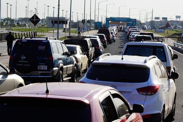 Diario HOY | Anuncian cierre del vacunatorio Costanera
