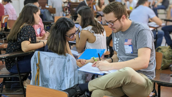 La Asociación Fulbright Paraguay y BecasPy convocan a líderes de todo el país - El Independiente
