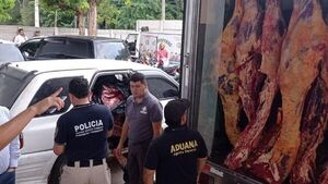 Fiscalía incauta 35 toneladas de carne de presunto contrabando
