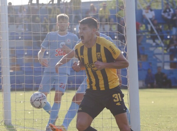Goleada de Guaraní en Villa Elisa