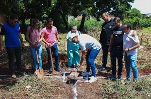 Palada inicial para construcción de viviendas sociales con ladrillos ecológicos - ABC en el Este - ABC Color