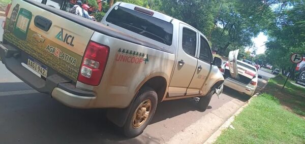 Quíntuple choque sobre ruta PY02, en Ciudad del Este - ABC en el Este - ABC Color