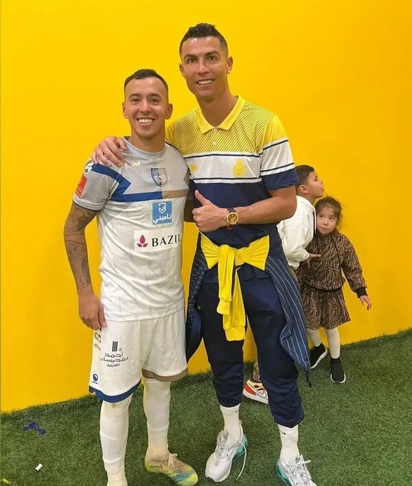 Kaku Romero pierde el duelo ante Cristiano Ronaldo en Arabia Saudí - Fútbol Internacional - ABC Color