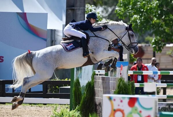 Hipismo: Primer salto del año - Polideportivo - ABC Color