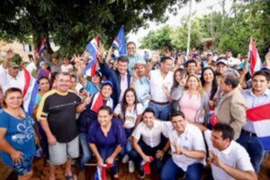 “Si no nos roban, la plata alcanza”, afirmó Efraín Alegre en su recorrido por Capiatá