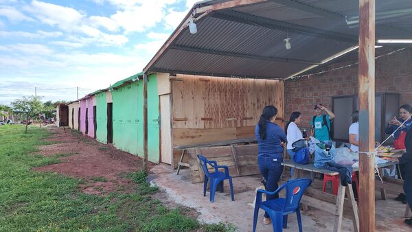 Niegan habilitación oficial a escuelita construida por padres de familia