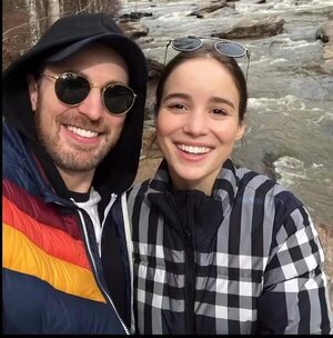 Chris Evans compartió imágenes con su novia Alba Baptista - Gente - ABC Color
