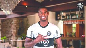 Olimpia solucionó el pa'ã y ya le fichó a Romaña