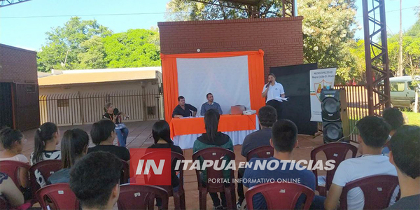 MIRTA GONZÁLEZ GESTIONA BECAS PARA LOS JÓVENES ESTUDIANTES DEL NORDESTE - Itapúa Noticias