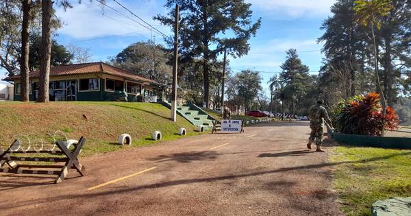La Nación / Cuartel de CDE: soldados salieron en busca de whisky e intentaron asaltar a chofer de Bolt