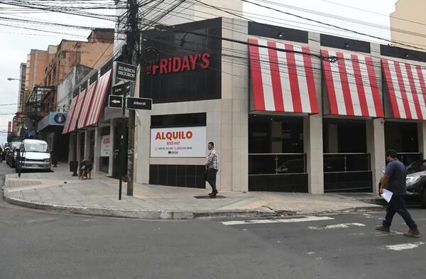 Centro  de Asunción agoniza en narices de la Policía Nacional y de la Senatur - Economía - ABC Color