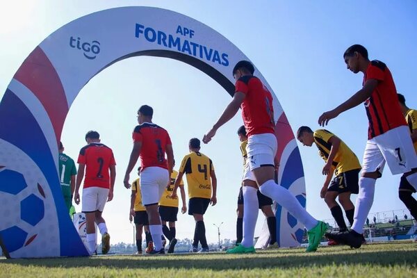 Formativas: el sueño de triunfar en el fútbol - Fútbol - ABC Color