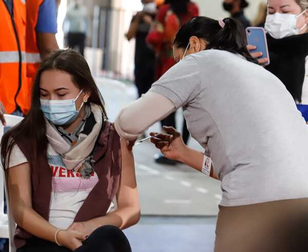 Vacunatorios anticovid disponibles este domingo | 1000 Noticias
