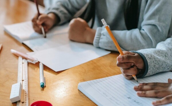 Más de 1.200.000 alumnos vuelven a clases este lunes - Megacadena — Últimas Noticias de Paraguay