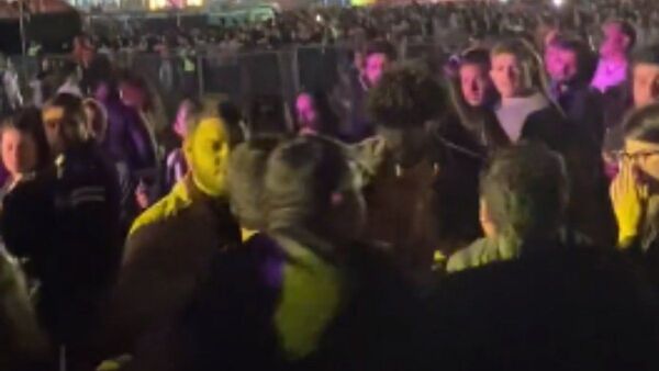 ¿Salí con tu mujer? Hubo moquete en concierto de Don Omar