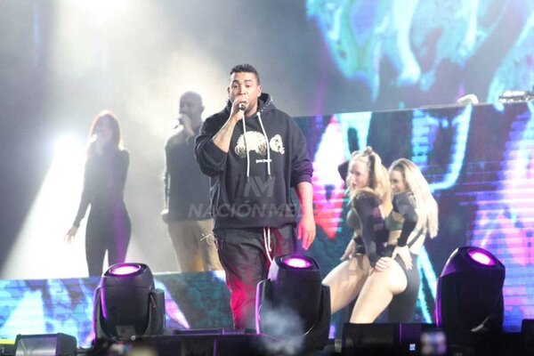 Don Omar defrauda a su fanáticos en Asunción