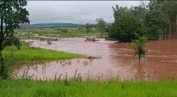 Al menos 800 damnificados tras intensas lluvias en Amambay