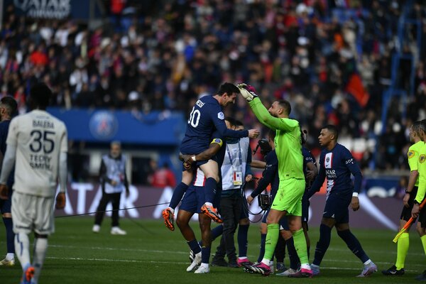 Diario HOY | Mbappé y Messi salvan el pellejo a Galtier