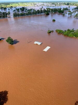 Estiman unos 800 damnificados por desborde del Aquidabán