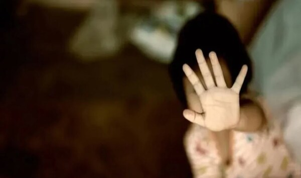 Abuelo es imputado por presuntamente abusar de su nieta de 4 años y filmarla - Noticiero Paraguay