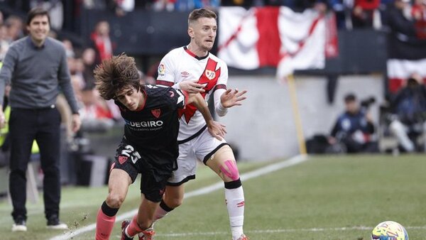 Sevilla frena la euforia del Rayo Vallecano