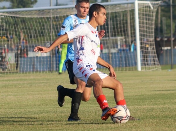 Sub 17 : Así estuvo el inicio de la temporada - APF
