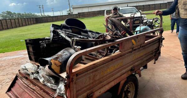 La Nación / Interceptan motocarro con 93 paquetes de marihuana
