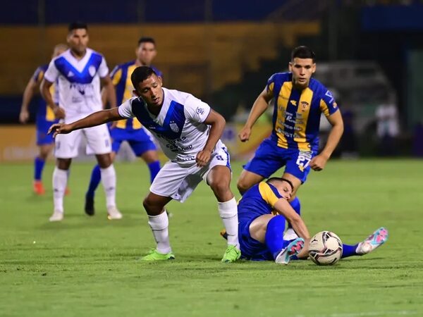Ameliano perdona, Luqueño reacciona - Fútbol - ABC Color