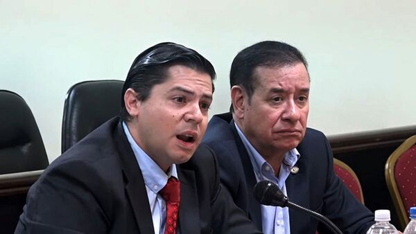 Defensa de diputado Miguel Cuevas pide parar juicio por enriquecimiento