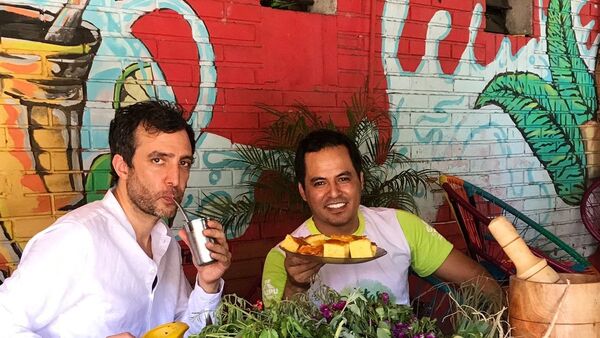 Embajador británico critica a los que arrojan basuras en las calles