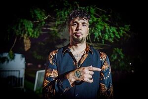 Dante Spinetta presenta el videoclip de “Ridículos”