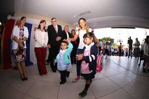Ministro apela a un pacto social en favor de la educación durante apertura del año lectivo - .::Agencia IP::.