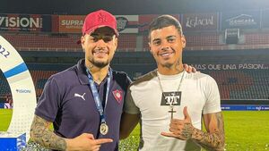 Jean Fernandes le regaló un 0 Km a su hermano
