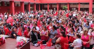 La Nación / Honor Patriótico homenajeará a la kuña guapa en su día