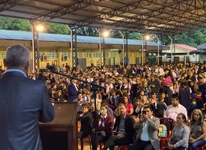 Nelson Cano participó de apertura del año escolar 2023 en Hernandarias | DIARIO PRIMERA PLANA