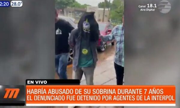 Habría abusado de su sobrina durante 7 años | Telefuturo