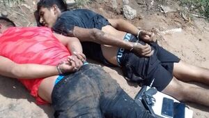Policías detienen a balazos a presuntos motochorros en Luque