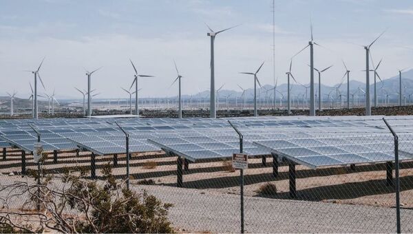 Viene de Corea: Empresa innova con software de sistemas de gestión de energías renovables