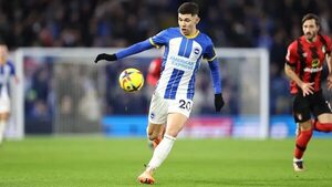 Doblete de Julio Enciso en la Liga Premier 2 - Fútbol Internacional - ABC Color