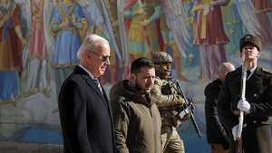 Diario HOY | "Nadie quiere celebrar otro aniversario de la guerra", dice portavoz de Biden