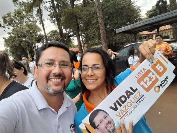 Vidal Vázquez renuncia a cargo en Comuna esteña para dedicarse de lleno a su campaña - La Clave