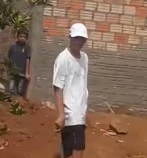 Doña y su hijo drogadicto ndaje atacaron con machete, kyse y palo a almacenera - La Clave