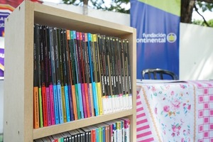 Unas 16 escuelas fueron beneficiadas con bibliotecas de parte de Banco Continental | Empresas | 5Días