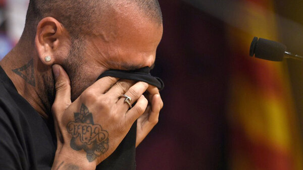 Versus / Duro revés para Dani Alves, seguirá preso