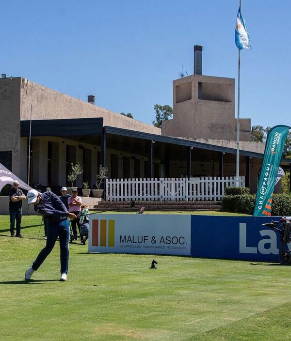 Golfistas Fortlage y Mendoza subieron al podio en Córdoba