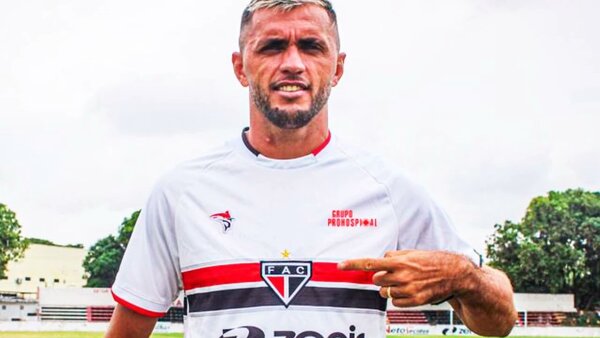 El brasilero Edson Carius se suma al ataque de Tacuary · Radio Monumental 1080 AM